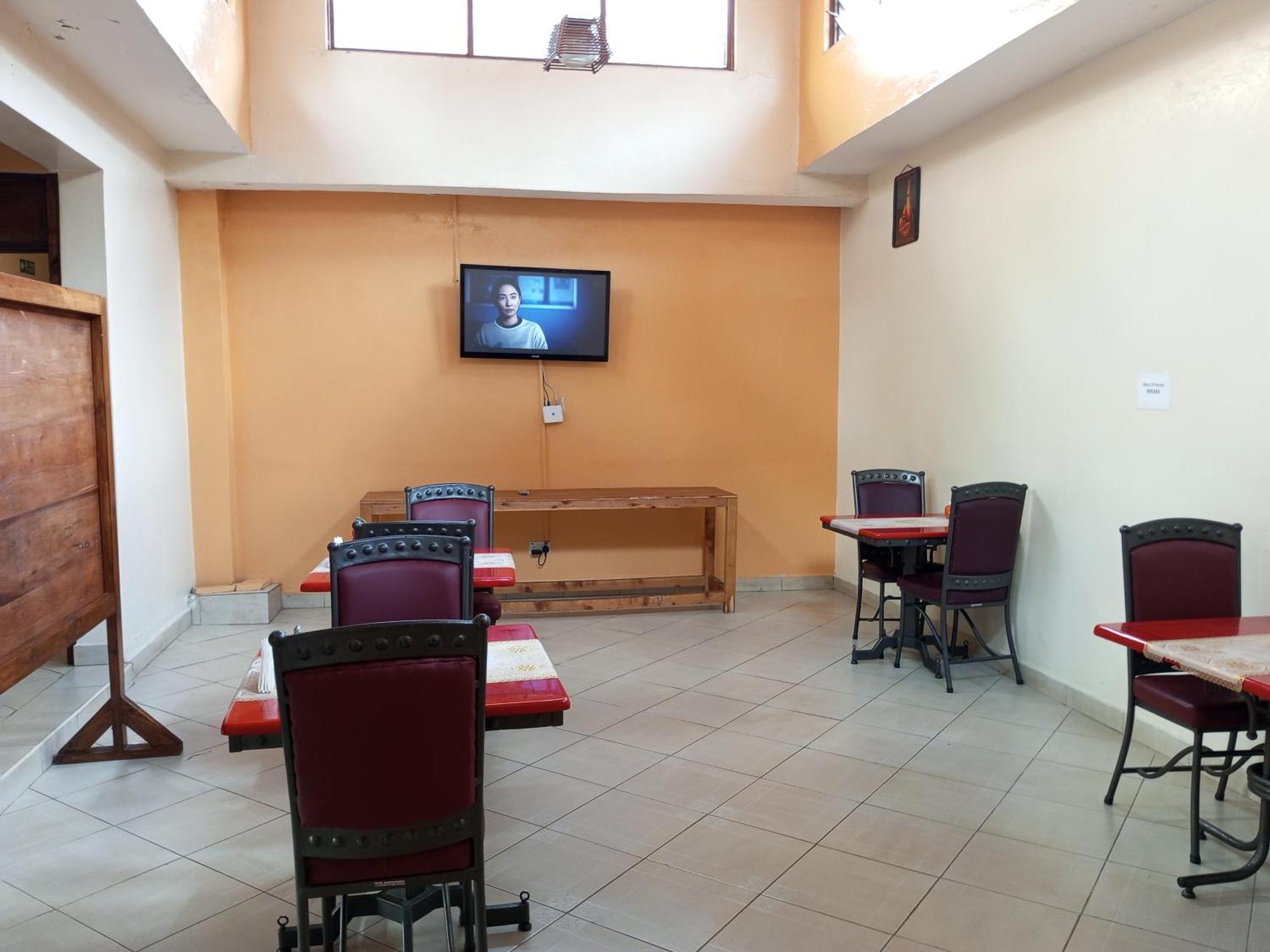 Fourth Parklands Hotel Nairobi Bagian luar foto