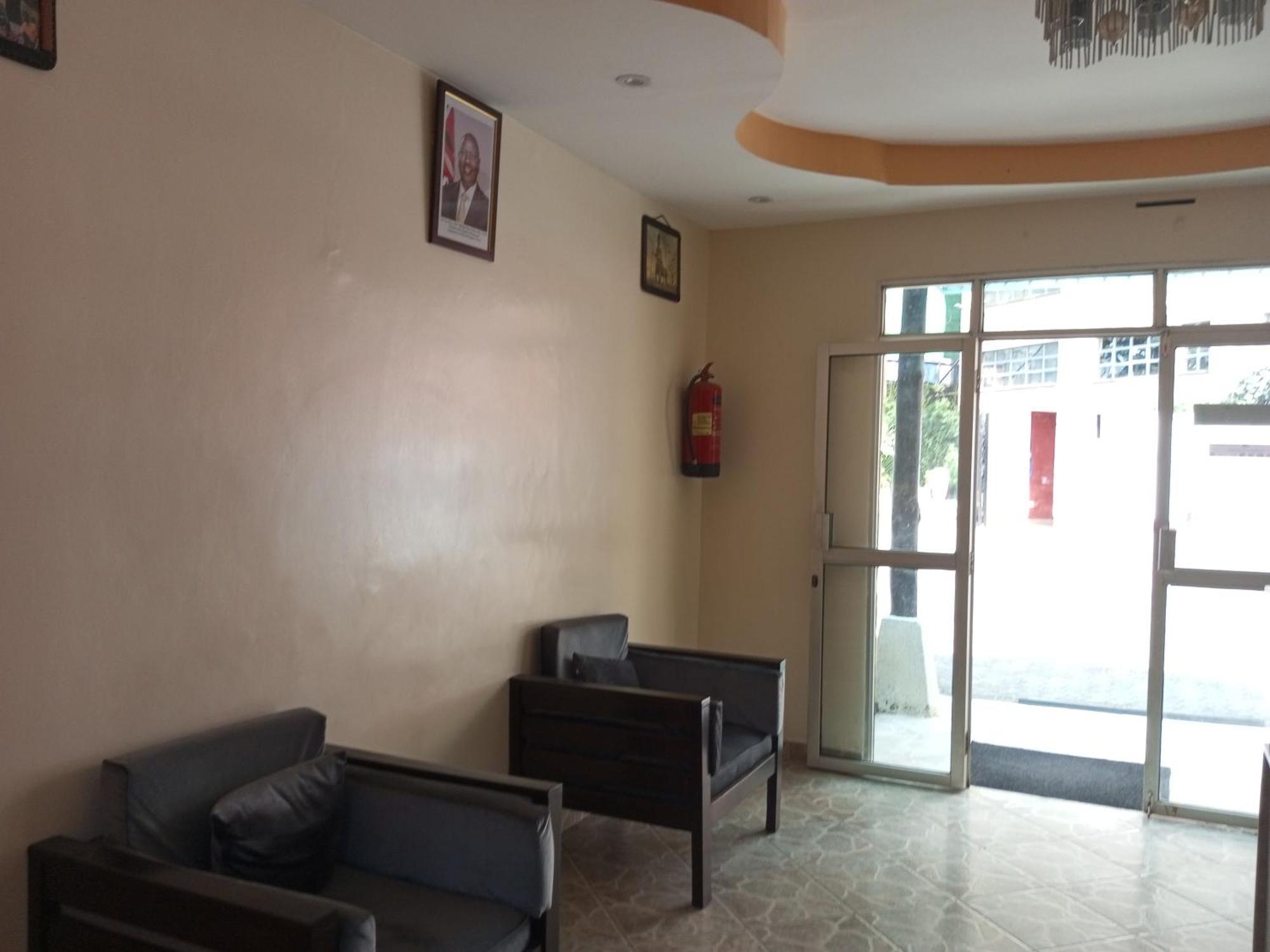 Fourth Parklands Hotel Nairobi Bagian luar foto