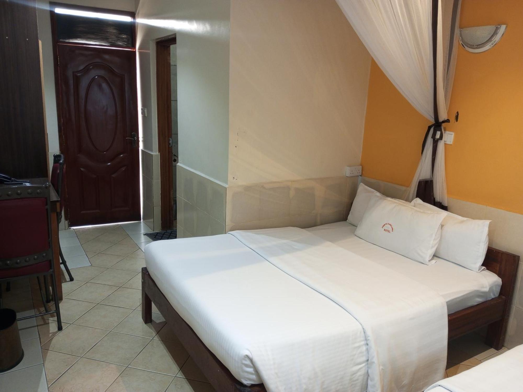 Fourth Parklands Hotel Nairobi Bagian luar foto